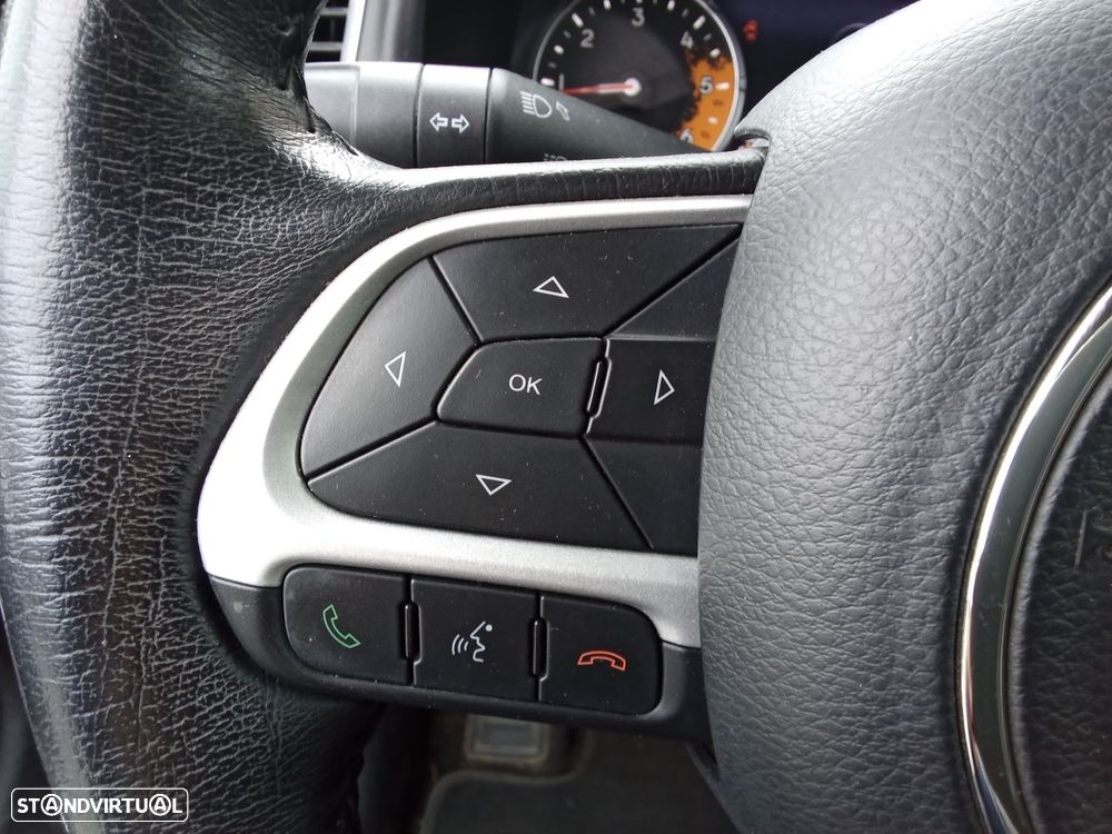 Jeep Renegade 1.6 MJD Limited DCT - 25