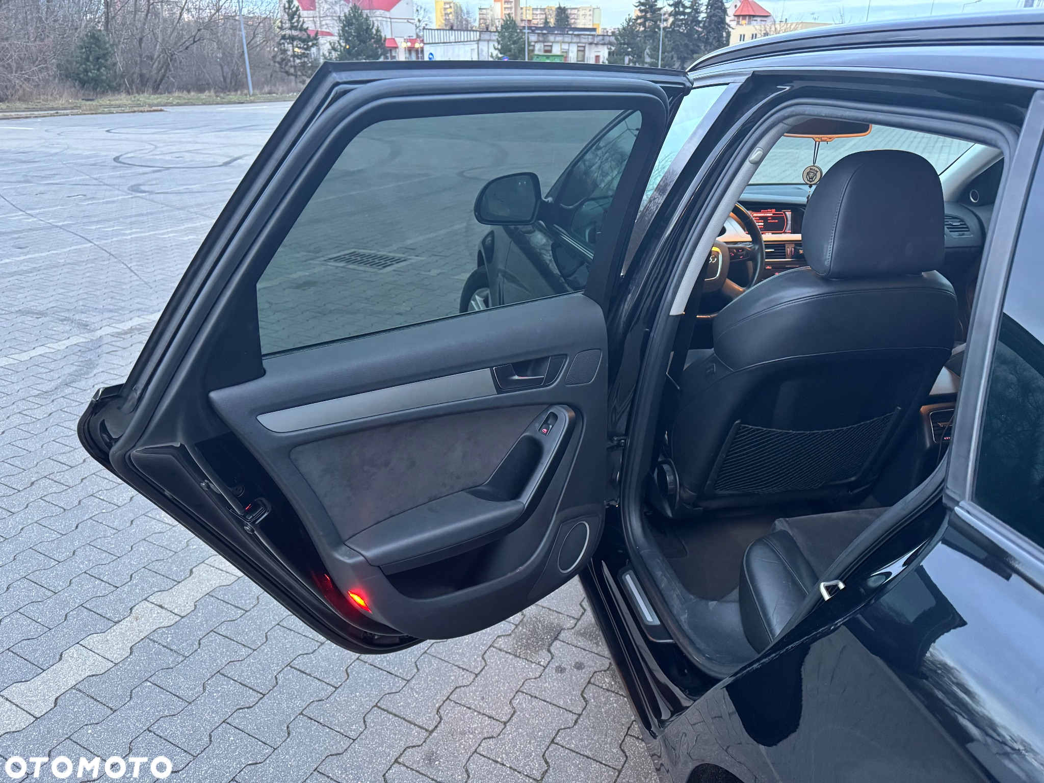 Audi A4 Avant 2.7 TDI DPF multitronic Attraction - 16