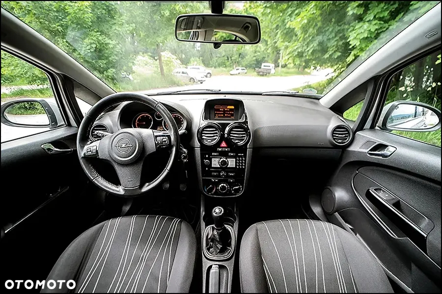 Opel Corsa - 7