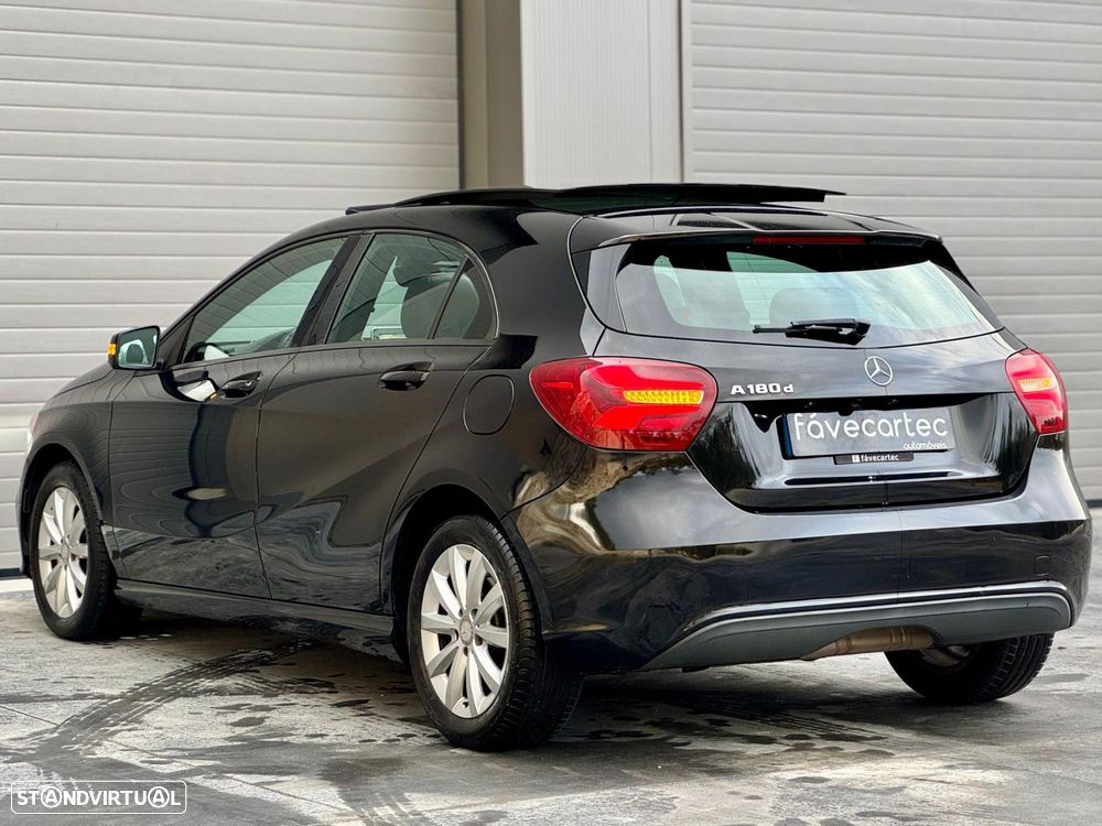 Mercedes-Benz A 180 CDI (BlueEFFICIENCY) Urban - 20