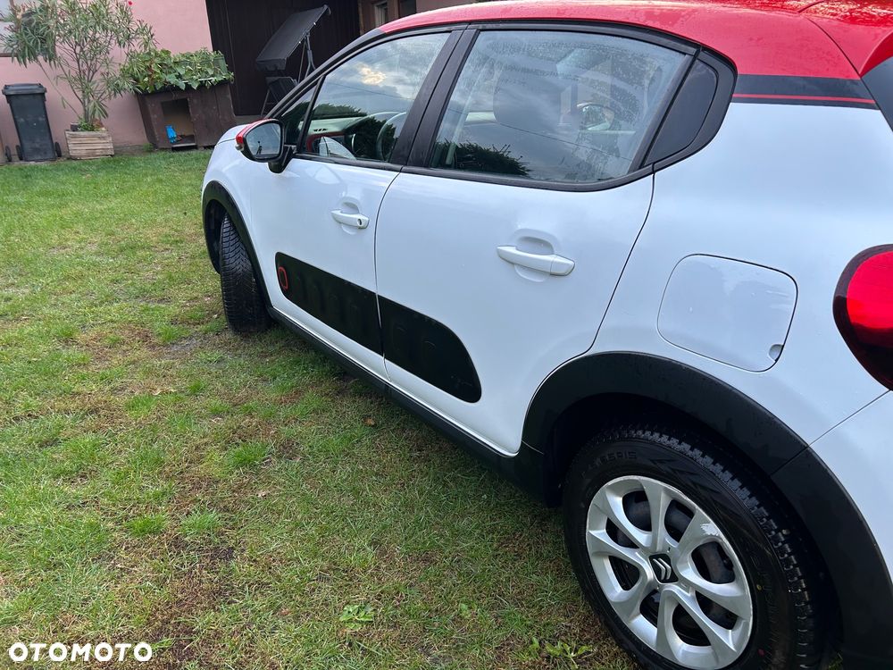 Citroën C3 1.2 PureTech Live - 1