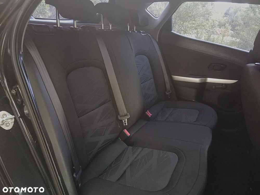 Kia Ceed - 14