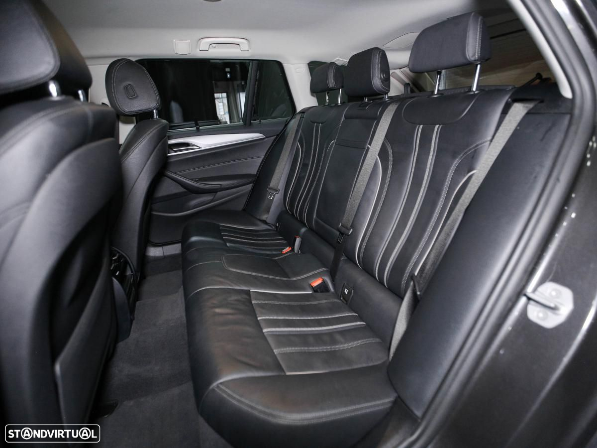 BMW 520 d Auto - 11