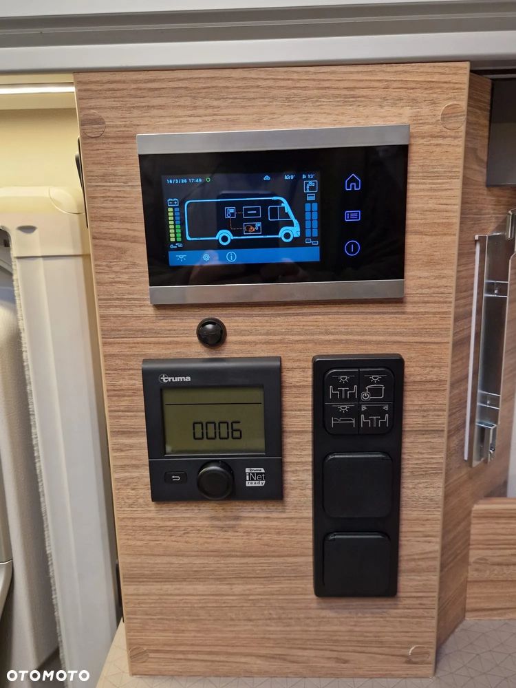 Weinsberg X-Cursion CUV 500 MQ CUVISION 2 osobne łóżka  4 osoby FV23% - 30