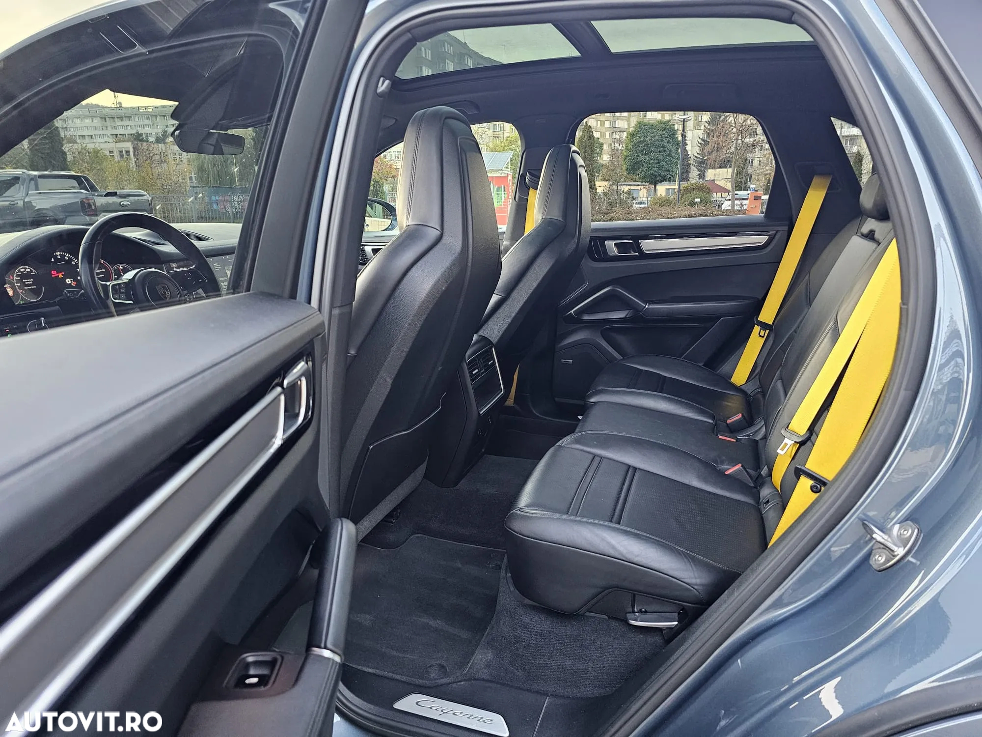 Porsche Cayenne S - 19