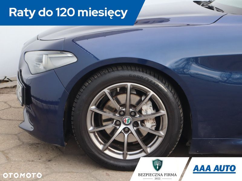 Alfa Romeo Giulia - 16