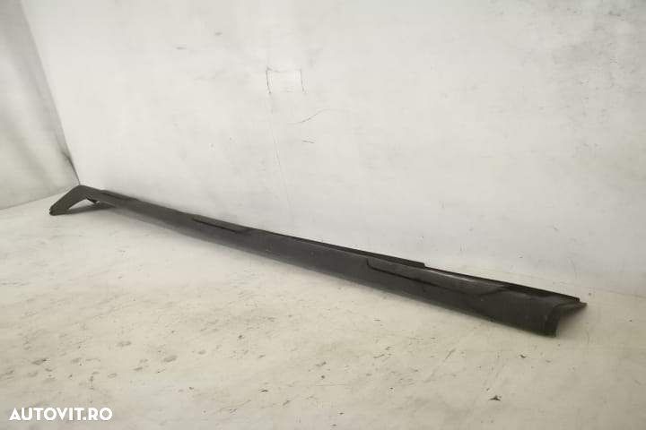 Ornament Prag Stanga Original In Stare Buna Jogger 2022 2023 Dacia - 4