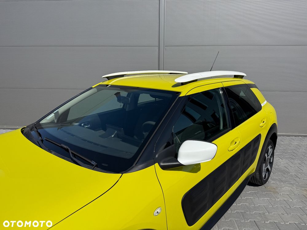 Citroën C4 Cactus 1.2 PureTech Shine Edition - 3