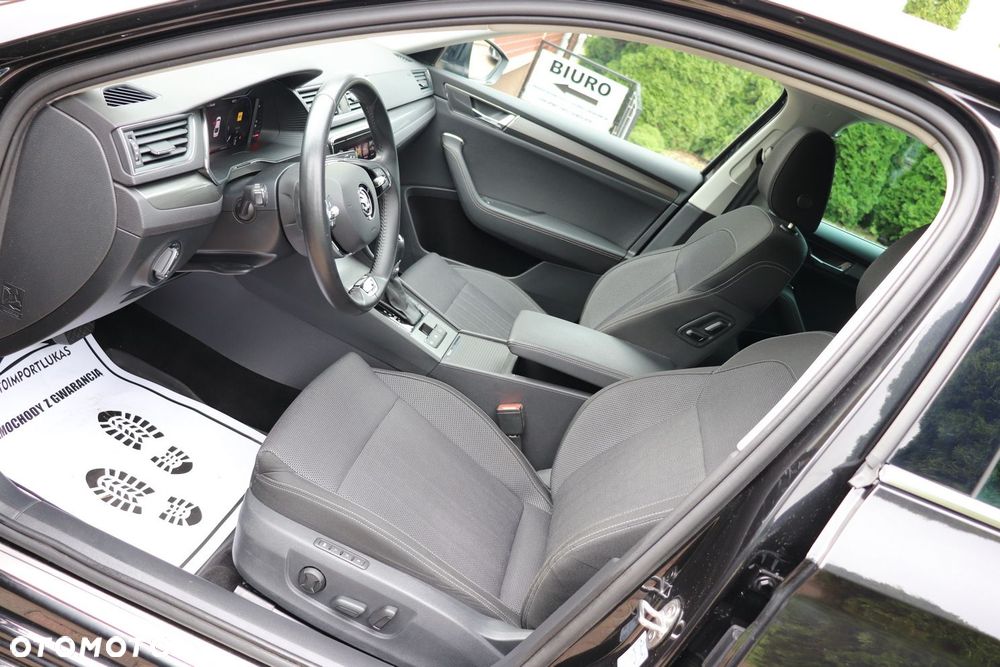 Skoda Superb 2.0 TDI SCR Style DSG - 24
