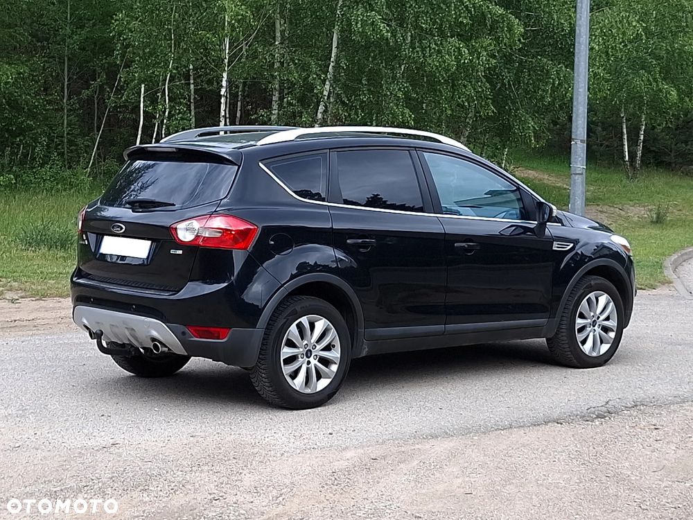Ford Kuga 2.0 TDCi 2x4 Titanium - 3