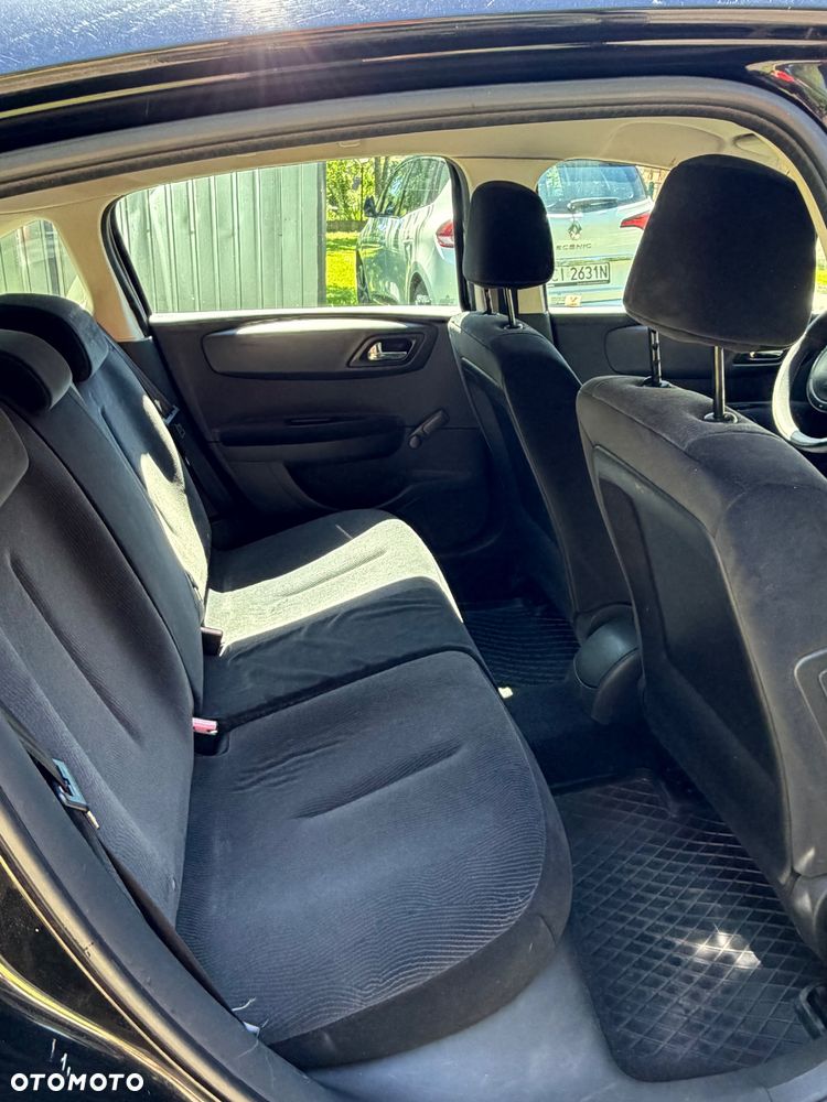 Citroën C4 1.6 HDi Impress - 5