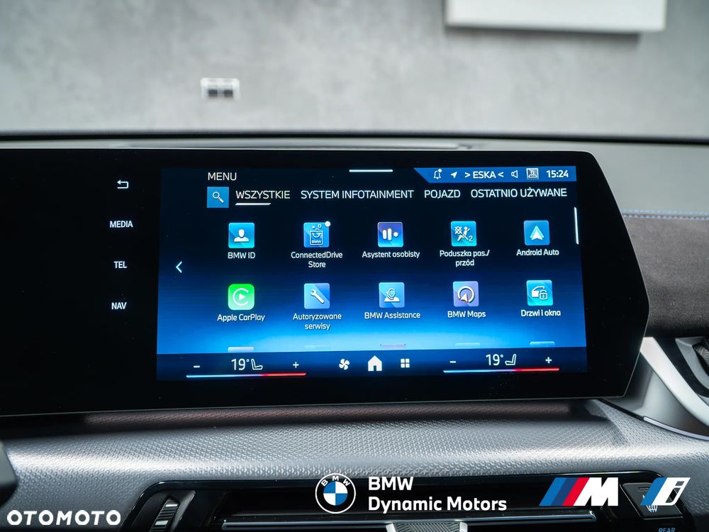 BMW iX2 eDrive20 - 32