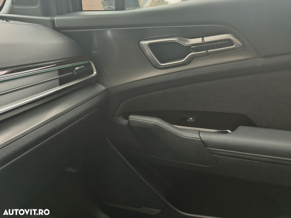 Kia Sportage 1.6 T-GDI HEV 6AT 4x4 GT Line - 11