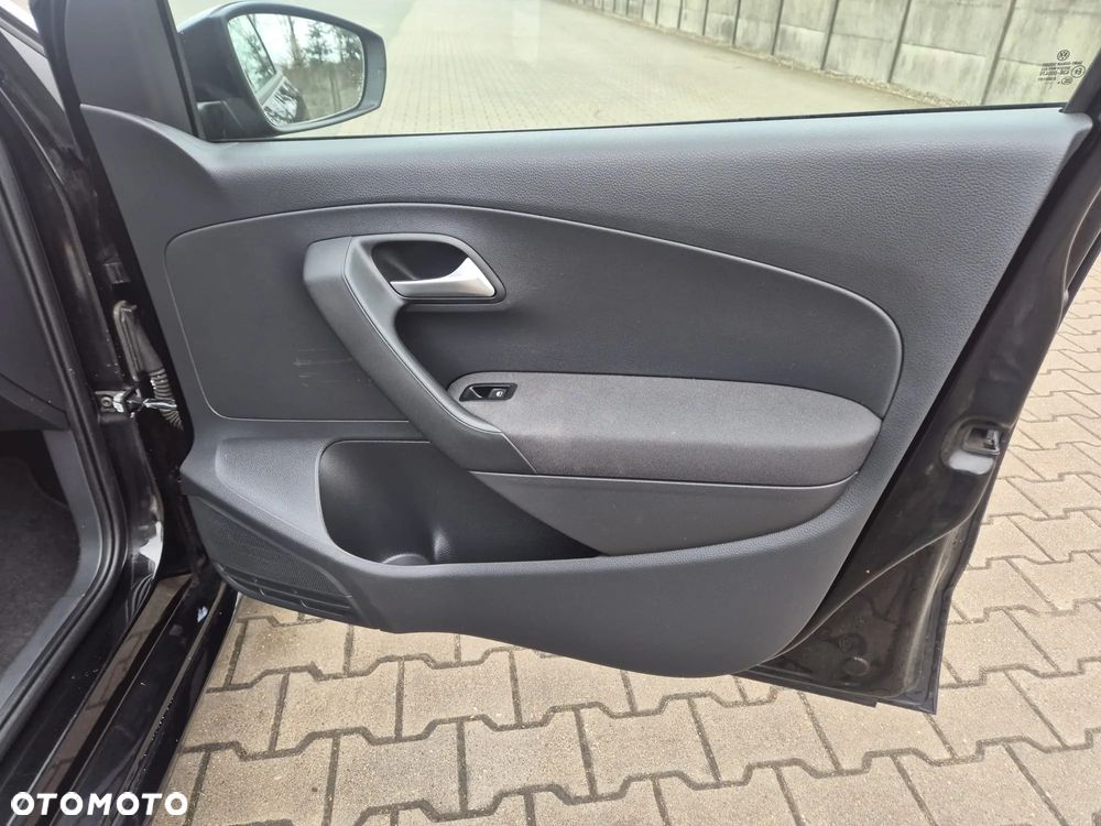 Volkswagen Polo - 24