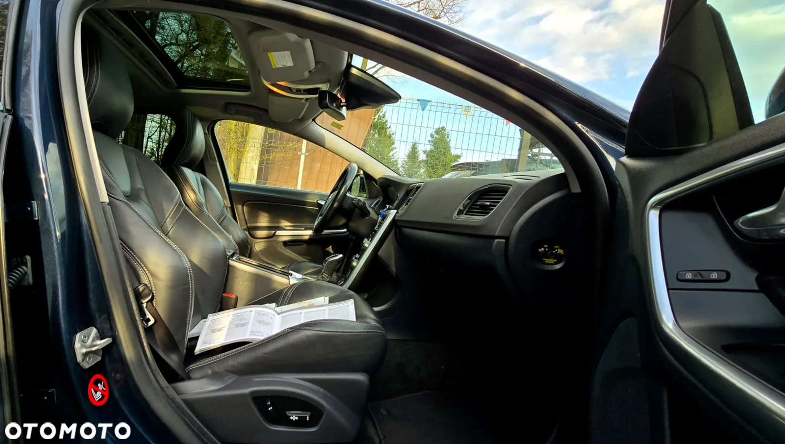 Volvo V60 D5 AWD - 12