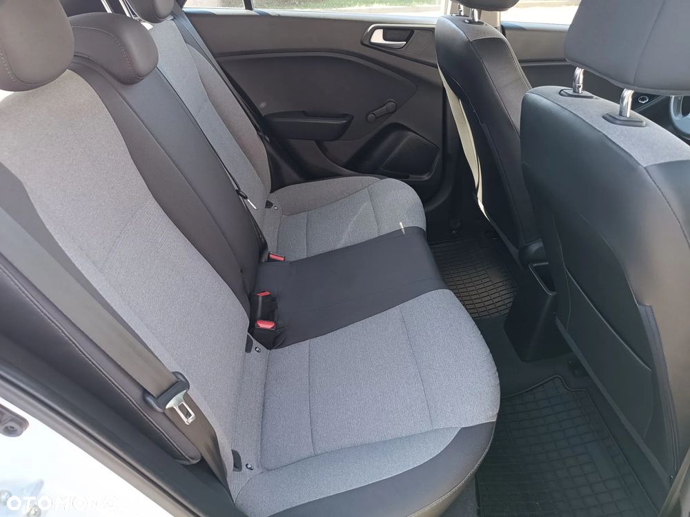 Hyundai i20 1.2 Classic Plus - 4