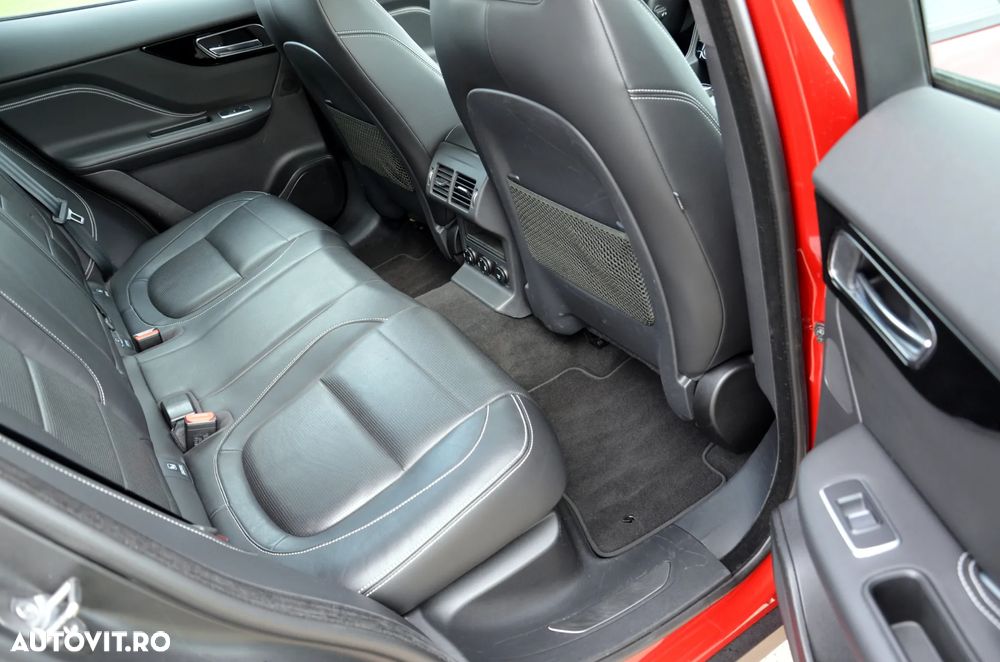 Jaguar F-Pace 20d AWD Aut. R-Sport - 16