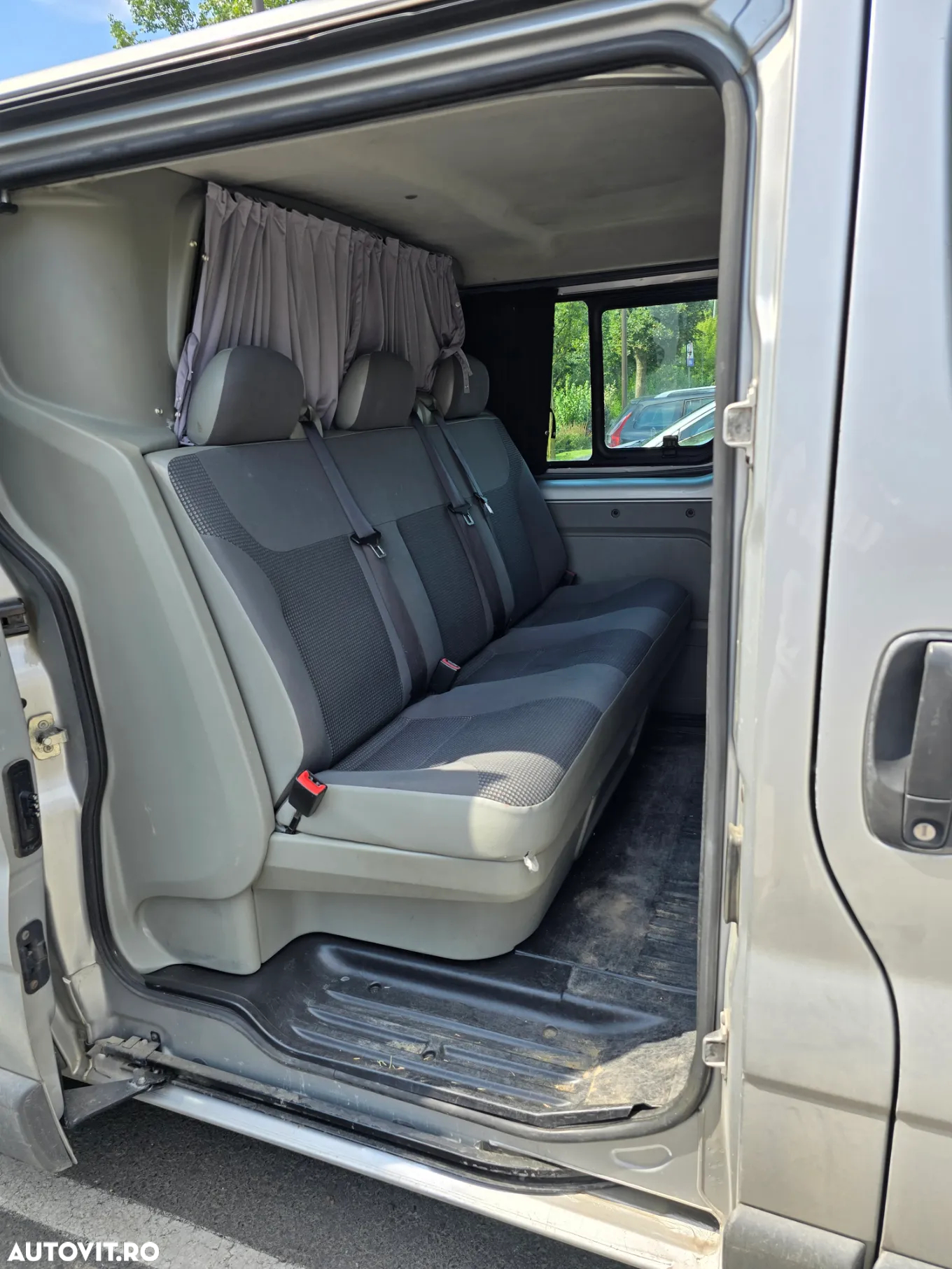 Opel Vivaro - 20