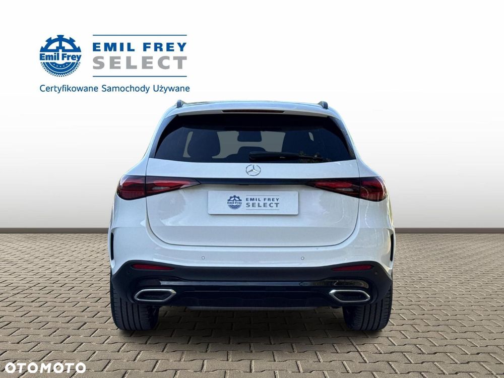Mercedes-Benz GLC - 4
