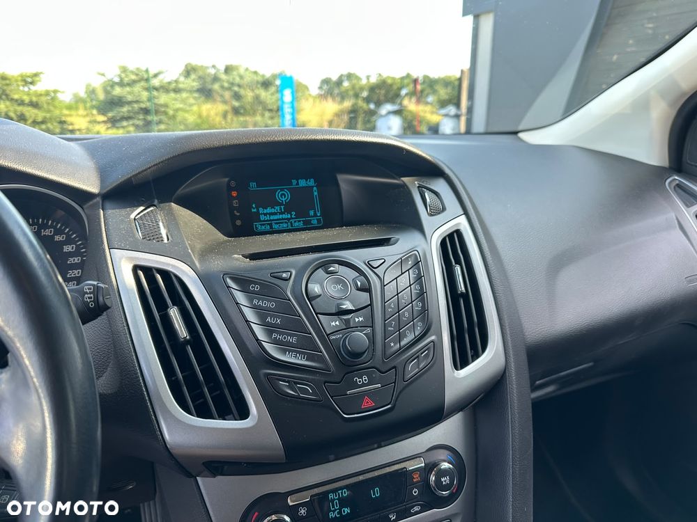 Ford Focus 1.0 EcoBoost Trend Sport - 19