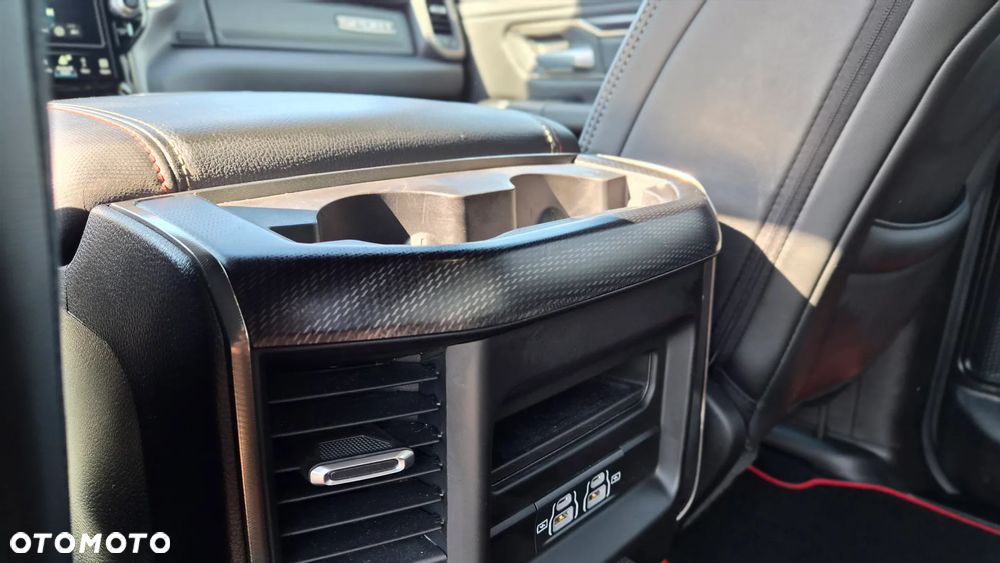 RAM 1500 Crew Cab Longbed Laramie - 21