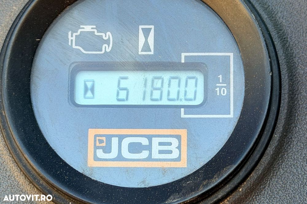 JCB 220X LC Excavator - 8