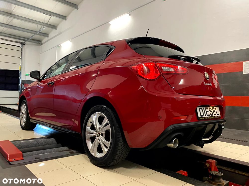 Alfa Romeo Giulietta 2.0 JTDM Exclusive - 11