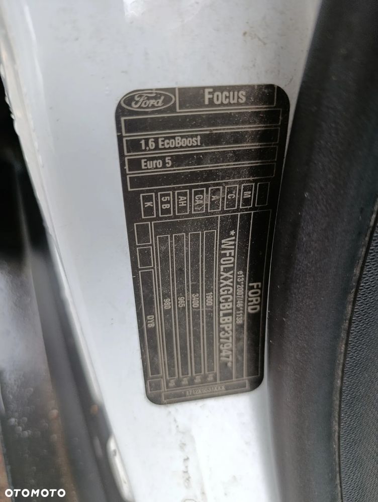 Ford Focus - 24