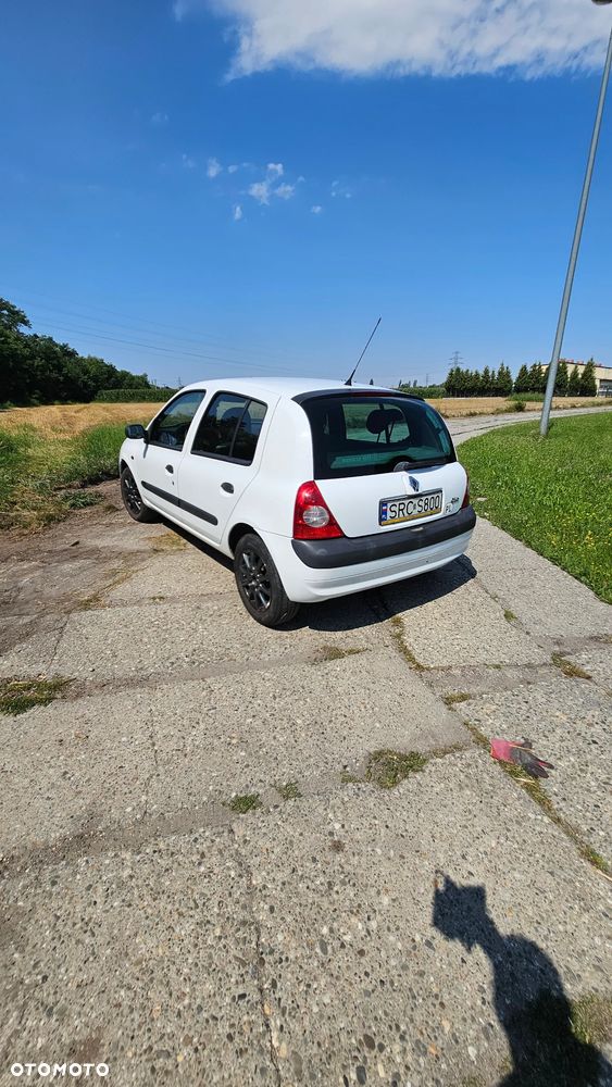 Renault Clio 1.2 16V Authentique - 15