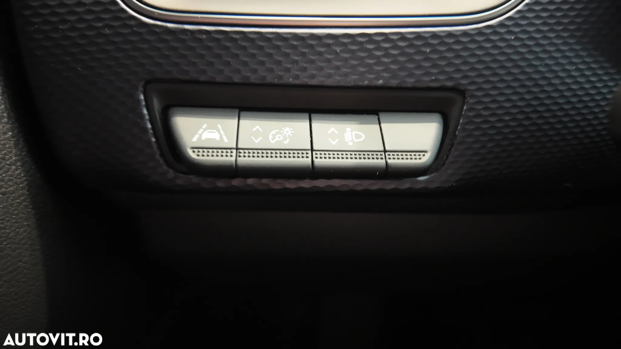 Renault Arkana E-TECH Hybrid 145 Techno - 18
