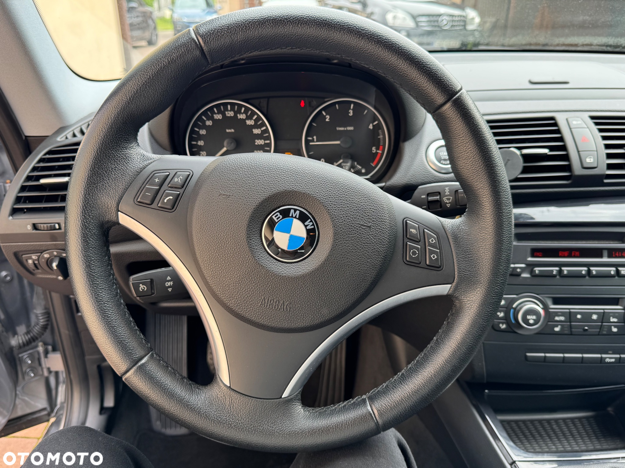 BMW Seria 1 118d DPF - 16