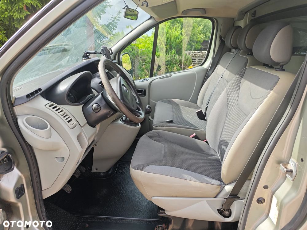 Opel Vivaro - 5