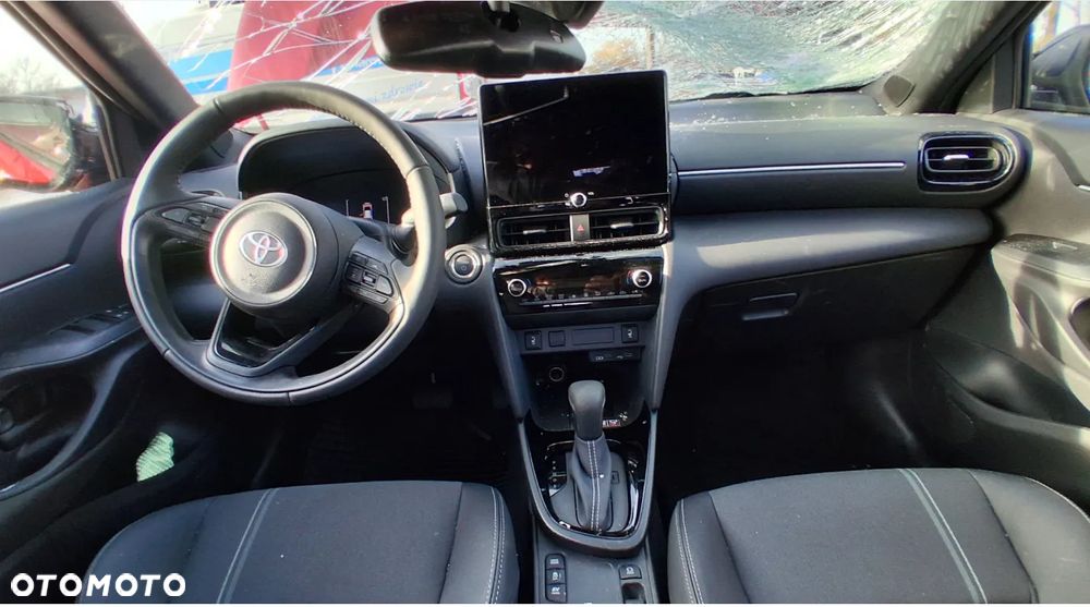 Toyota Yaris Cross Hybrid 1.5 Executive - 4