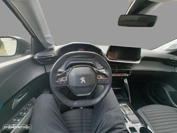 Peugeot e-208 Allure - 16