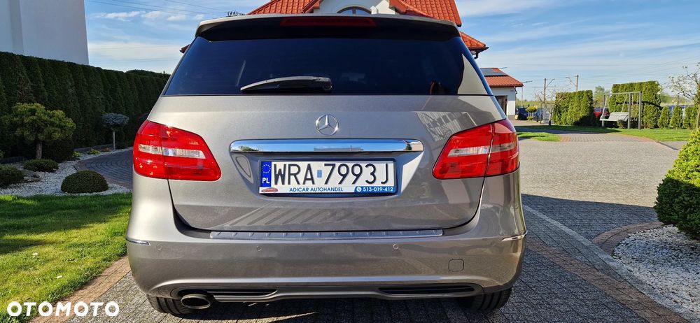 Mercedes-Benz Klasa B 180 7G-DCT Edition - 5