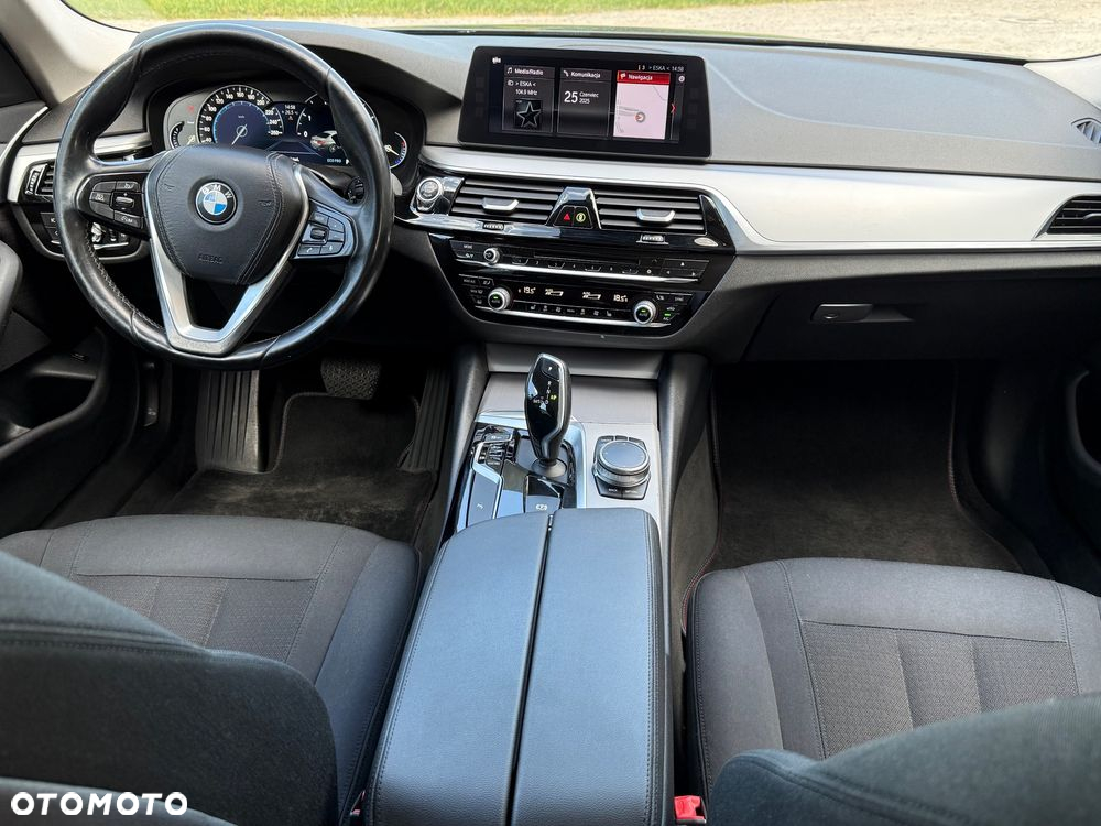 BMW Seria 5 520d Efficient Dynamics Edition Luxury Line - 12