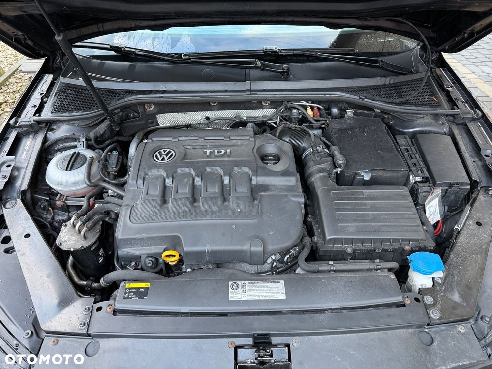 Volkswagen Passat 2.0 TDI BMT Highline DSG - 14