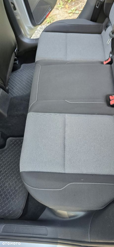 Volkswagen Golf - 18