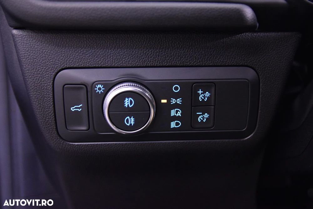 Ford Kuga - 15