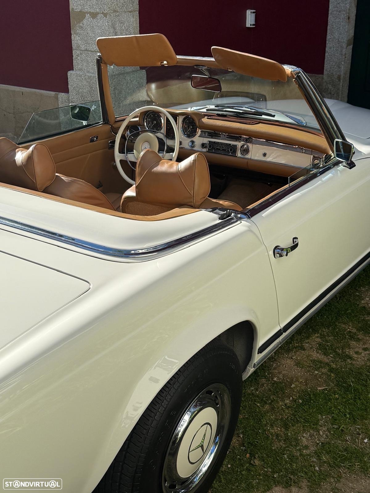 Mercedes-Benz SL 230 - 9