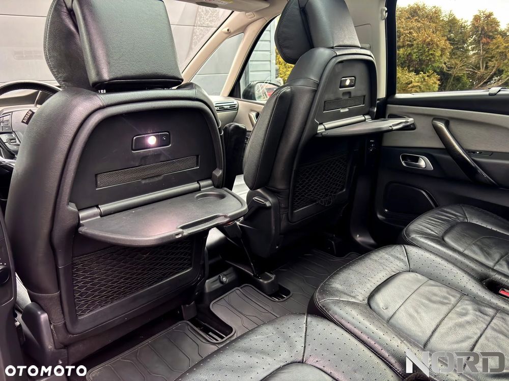 Citroën C4 Grand Picasso BlueHDi 120 EAT6 Exclusive - 36