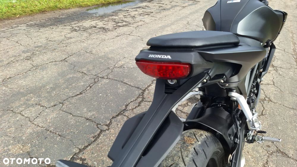 Honda CB - 38