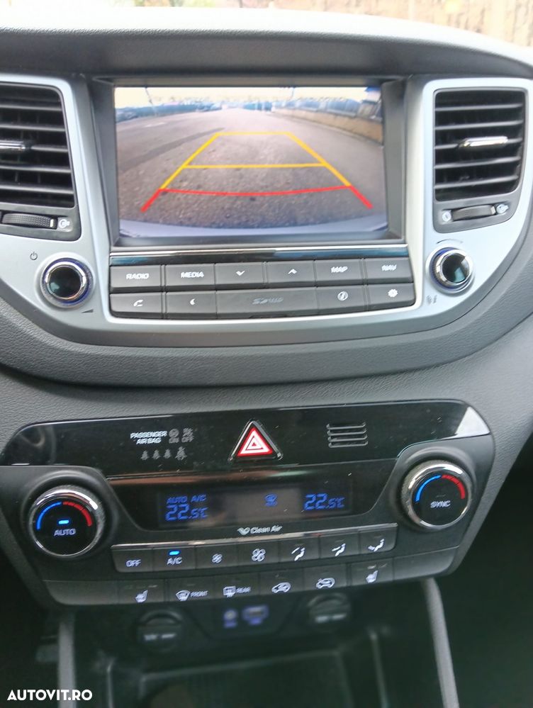 Hyundai Tucson blue 1.7 CRDi 2WD Style - 21