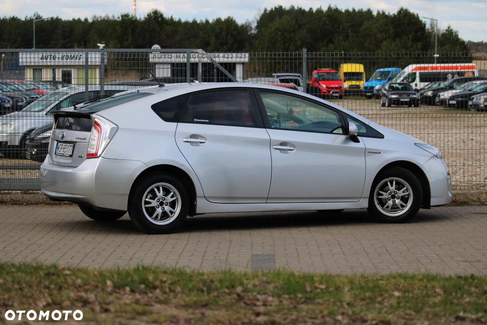 Toyota Prius - 12