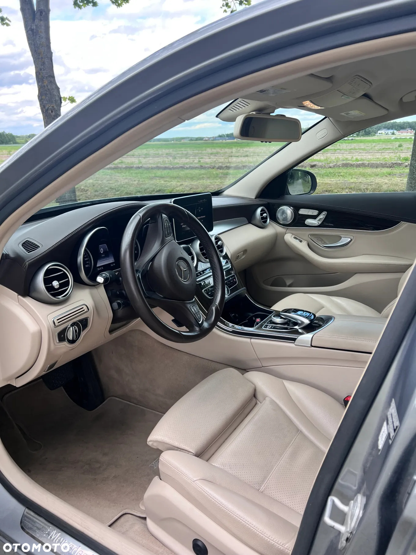 Mercedes-Benz Klasa C 300 7G-TRONIC - 9