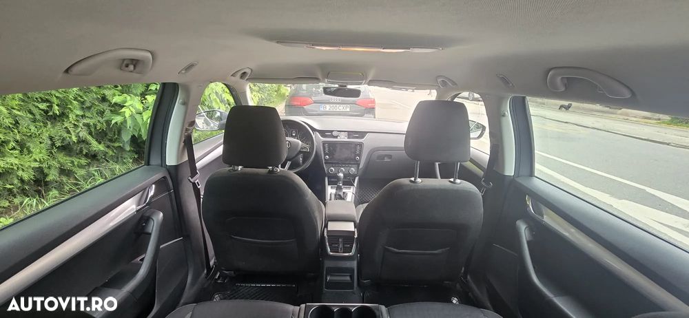 Skoda Octavia 1.6 TDI DSG Ambition - 7