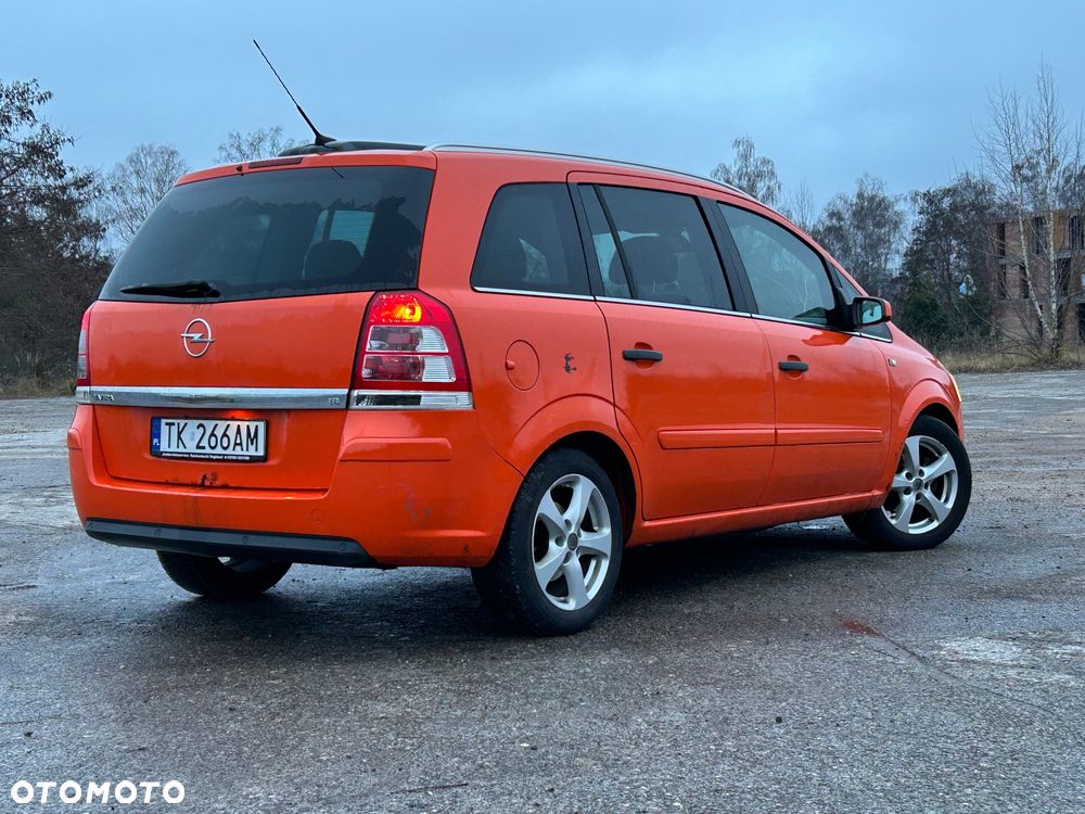 Opel Zafira 1.8 Cosmo - 4