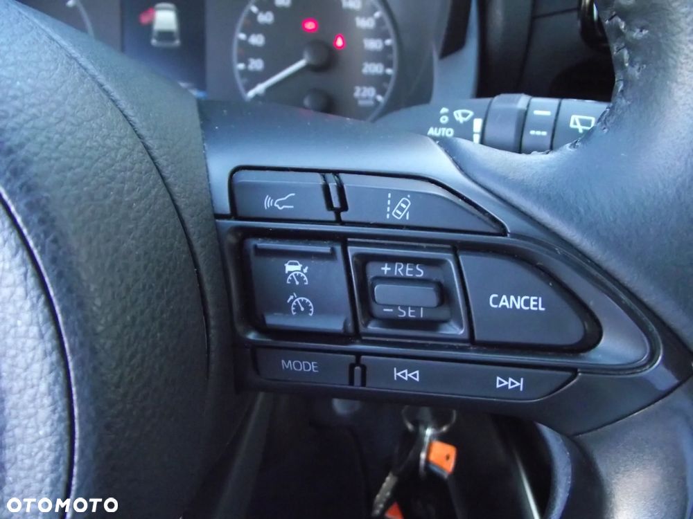 Toyota Yaris Hybrid 1.5 Comfort - 23