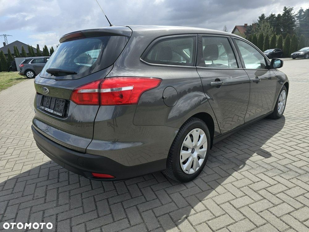 Ford Focus - 9