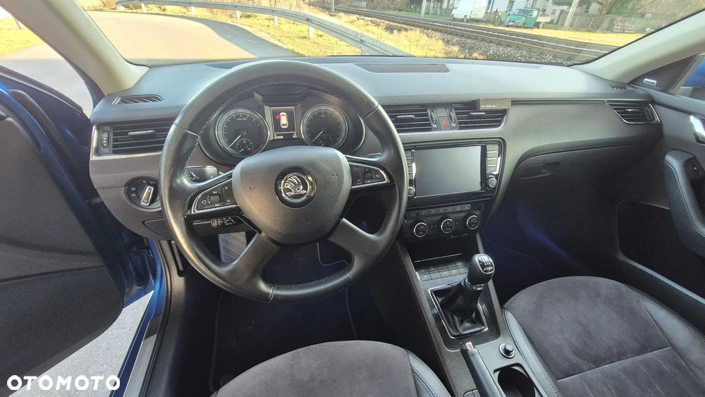 Skoda Octavia 2.0 TDI 4x4 L&K - 26